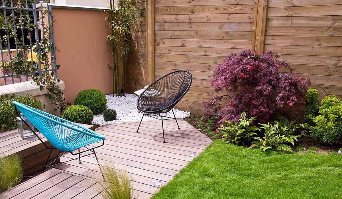 How To Create A Minimally Landscaped Yard